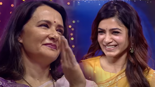 Samantha and Akkineni Amala on the same stage