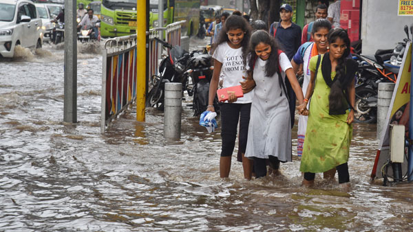 imd-alerts-heavy-rains-for-ap-districts-in-next-four-days
