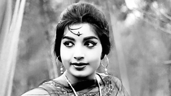 one and only Telugu heroine who acted alongside three CMs