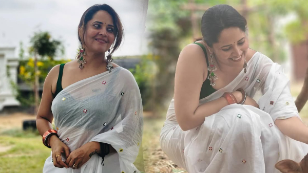 Anasuya sleeveless blouse photos go viral
