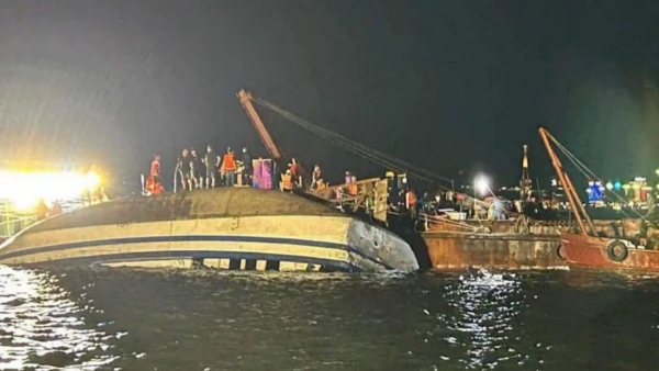 Tragic Vietnam Boat Accident 34 Dead as Tourist Vessel Capsizes in Ha Long Bay Tragic Vietnam Boat Accident 34 Dead as Tourist Vessel Capsizes in Ha Long Bay