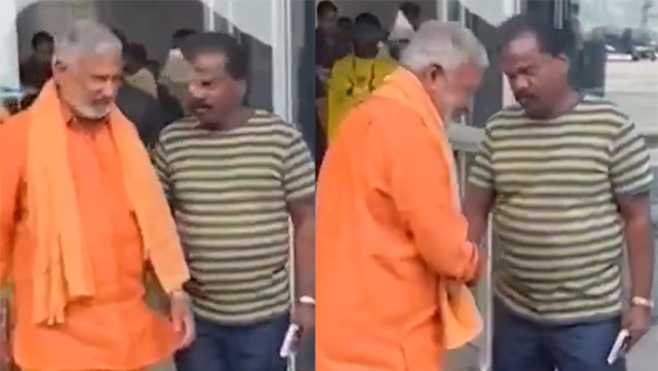 big shocker to tdp as mla kolikapdi met ysrcp leader peddiredddy in rajahmundry big shocker to tdp as mla kolikapdi met ysrcp leader peddiredddy in rajahmundry