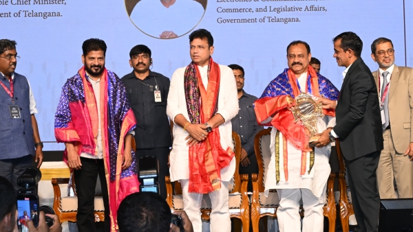 cm-revanth-reddy-started-malabar-jewellers-at-maheswaram-industrial-park cm-revanth-reddy-started-malabar-jewellers-at-maheswaram-industrial-park