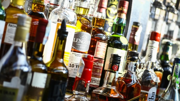 reason-behind-full-bottle-of-liquor-is-only-750-ml