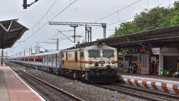 SC Railway extended 2 Weekly Special Trains up to March 2026