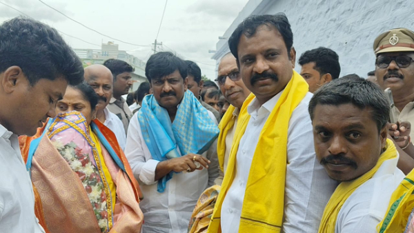 tdp big sketch in pulivendula with latest welfare schemes amid ys jagan s tour tdp big sketch in pulivendula with latest welfare schemes amid ys jagan s tour