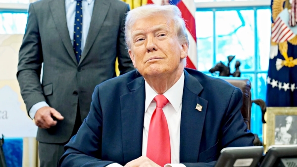 US Visa Fee Hike Shocks Indian Students and Tourists Jumps from Rs 16 000 to Rs 40 000 US Visa Fee Hike Shocks Indian Students and Tourists Jumps from Rs 16 000 to Rs 40 000