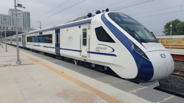 railways-announces-extends-of-stoppages-for-secunderabad-visakha-vande-bharat railways-announces-extends-of-stoppages-for-secunderabad-visakha-vande-bharat
