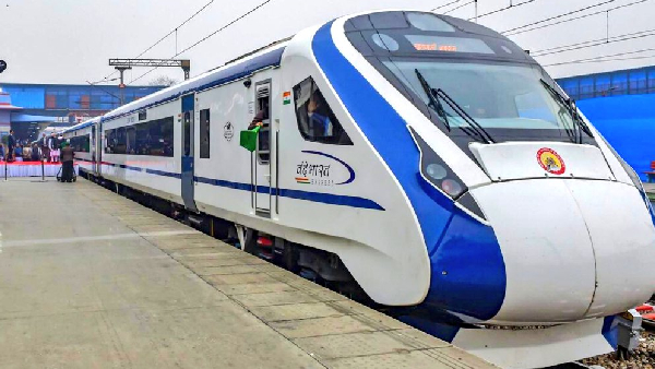 railways-finalised-new-vandebharat-service-from-secunderabad-to-pune-soon