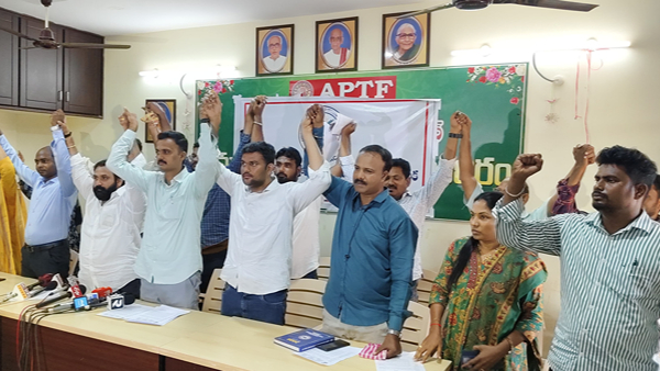 ap village ward secretariat employees warns government to action plan over demands