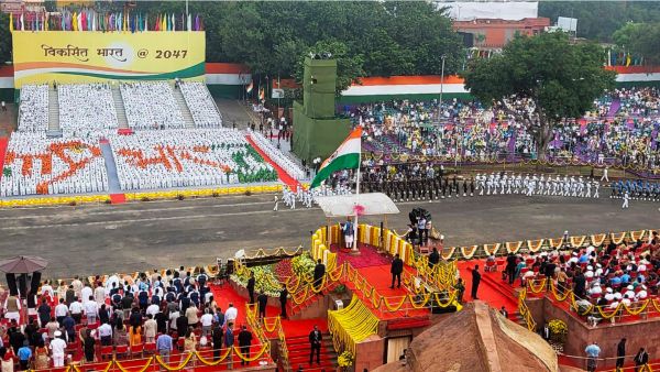 79th-independence-day-special-flypast-5000-guests-live-updates-from-red-fort