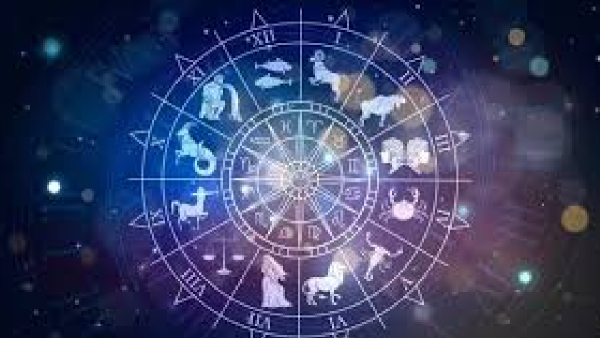 five zodiac sign will become millionaires due to three rajayogas after 300 years