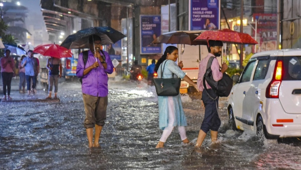 heavy to extreme heavy rains in Hyderabad today Key alert