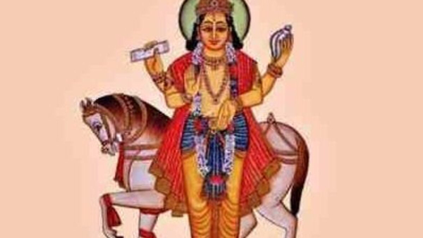 These zodiac signs will attain Maharaja Yoga in three days with venus transit into cancer