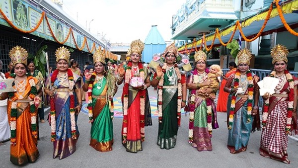 Varalakshmi Vratam 2025 Golden Chariot of Goddess Padmavathi took place in Tiruchanoor