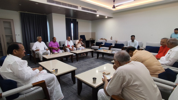 Venkaiah naidu key discussions with PM Modi and RSS leaders amid Vice president Election Venkaiah naidu key discussions with PM Modi and RSS leaders amid Vice president Election