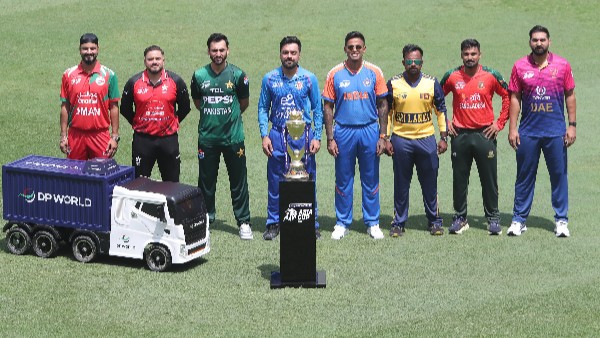 Asia Cup 2025 India s Suryakumar Yadav Pakistan s Salman Ali Agha Skip Handshake at joint pc Asia Cup 2025 India s Suryakumar Yadav Pakistan s Salman Ali Agha Skip Handshake at joint pc