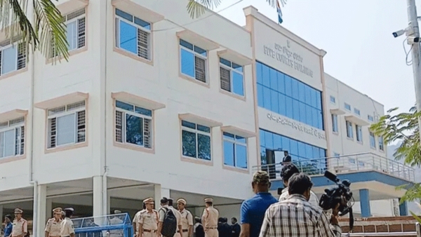 Nalgonda POCSO Court Sentences Accused to 21 Years in Prison Rs 30 000 Fine Nalgonda POCSO Court Sentences Accused to 21 Years in Prison Rs 30 000 Fine