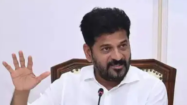 cm-revanth-reddy-shocking-comments-on-kcr-family-and-kavitha