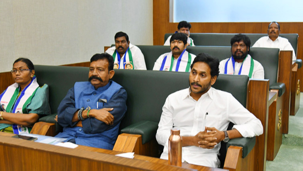 Ex-AP Speaker Yanamala ramakrishunudu Explains How CM Jagan Could Face Disqualification Ex-AP Speaker Yanamala ramakrishunudu Explains How CM Jagan Could Face Disqualification