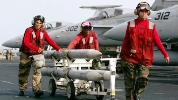 Trump s Green Light US Approves AMRAAM Missile Sale to Boost Pakistan s F-16 Fleet