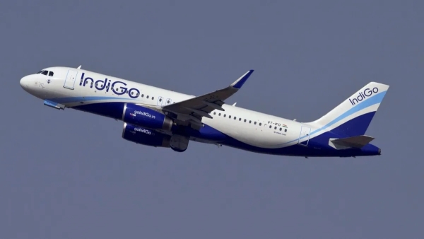 Mid-Air Fuel Scare IndiGo Kolkata-Srinagar Flight Makes Emergency Landing in Varanasi All 166 Safe Mid-Air Fuel Scare IndiGo Kolkata-Srinagar Flight Makes Emergency Landing in Varanasi All 166 Safe