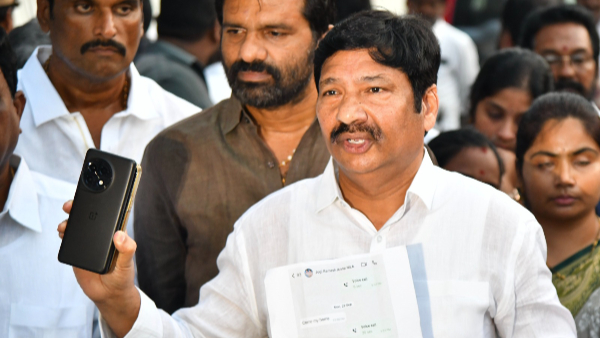 ysrcp leader jogi Ramesh complains in dpg office on tdp s ivrs calls over spurious liquor ysrcp leader jogi Ramesh complains in dpg office on tdp s ivrs calls over spurious liquor