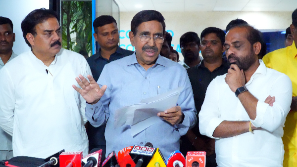 ap government clarified to rumours on plots and registrations in Amaravati capital