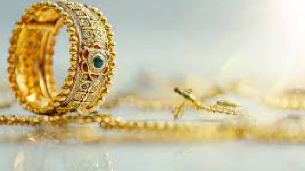 Gold Silver Prices Crash Gold hits 12-Year Low JPMorgan Warns of 40 Drop