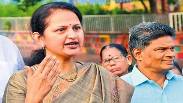 vangaveeti-rangas-daughter-asha-to-join-in-main-political-party-soon-as-reports vangaveeti-rangas-daughter-asha-to-join-in-main-political-party-soon-as-reports