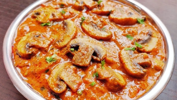 mushroom-curry-making-recipe-telugu-with-easy-steps