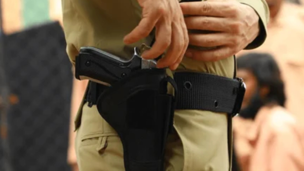 service-pistol-missing-of-sub-inspector-at-amberpet-police-station-and-news-got-viral
