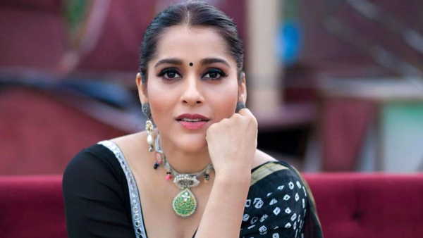 Telugu anchor s shocking comments on election results