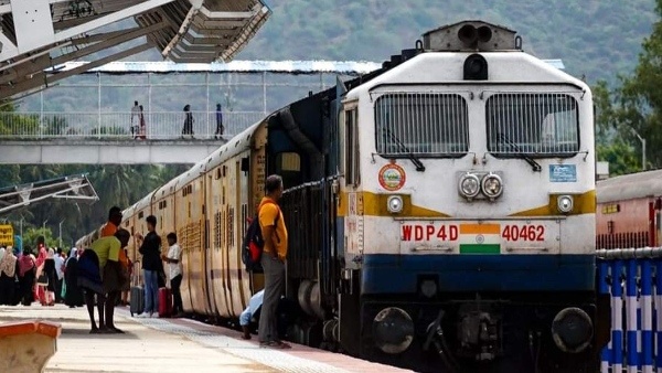 Special trains to Guntakal from MGR Chennai Central