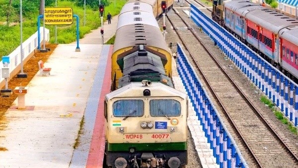 SCR introduces Hazur Sahib Nanded to Kollam Weekly Special Express SCR introduces Hazur Sahib Nanded to Kollam Weekly Special Express