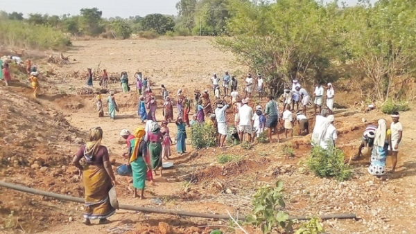 central government gave shock to Telangana with massive cuts in job guarentee new scheme funds central government gave shock to Telangana with massive cuts in job guarentee new scheme funds