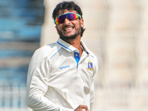 Shahbaz was included in the Indian team after all-rounder Axar Patel for 5th T20 Shahbaz was included in the Indian team after all-rounder Axar Patel for 5th T20