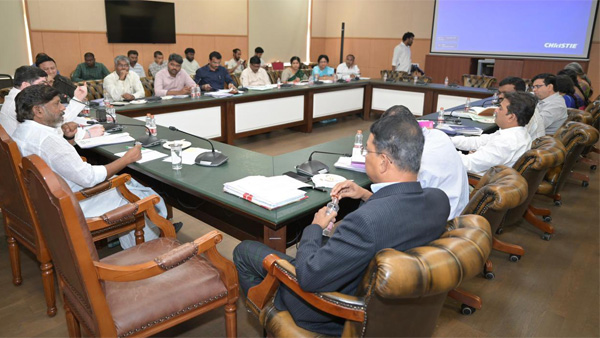 All set to launch Smart cards for Free bus beneficiaries across the state All set to launch Smart cards for Free bus beneficiaries across the state