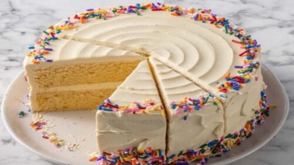 New Year s Special Easy Vanilla Sponge Cake Recipe at Home New Year s Special Easy Vanilla Sponge Cake Recipe at Home