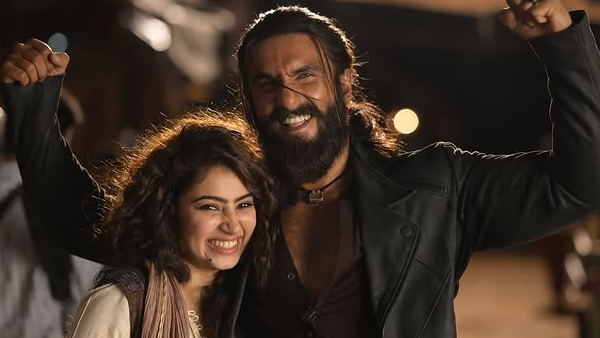 dhurandhar-box-office-ranveer-singh-s-spy-thriller-crosses-530-crore-netflix-ott-date-inside