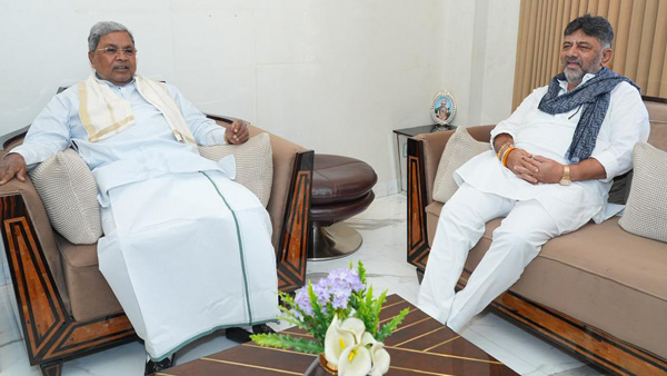 Karnataka Deputy CM DK Shivakumar host for breakfast to CM Siddaramaiah Karnataka Deputy CM DK Shivakumar host for breakfast to CM Siddaramaiah