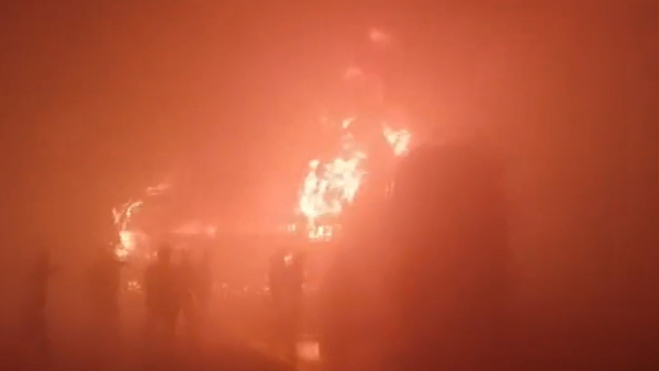 Several buses caught fire on the Delhi-Agra Expressway