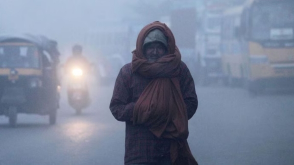Telangana Shivers Cold Wave Grips State as Temperatures Plunge to 6 C in Key Districts Telangana Shivers Cold Wave Grips State as Temperatures Plunge to 6 C in Key Districts