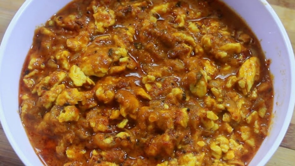 Tomato Egg Masala Curry Recipe Healthy and Tasty with scrambled Eggs
