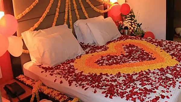 newlywed-man-went-away-from-first-night-at-uttar-pradesh-and-news-got-viral