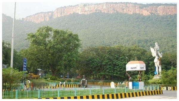 Tirumala Vaikuntha Dwara Darshan Registrations Hit Over 24 Lakh Tirumala Vaikuntha Dwara Darshan Registrations Hit Over 24 Lakh