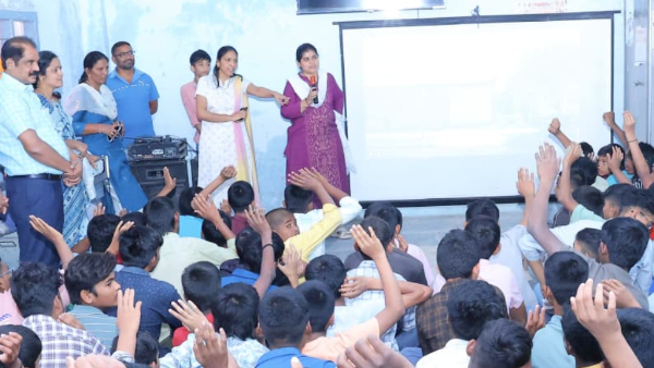 shocking The students did not give answers to basic questions by the Collector questions in warangal district shocking The students did not give answers to basic questions by the Collector questions in warangal district