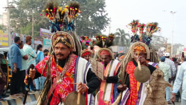 arasavalli rathasapthami Lord Suryanarayana shobhayatra was a feast for the eyes with 55 art forms