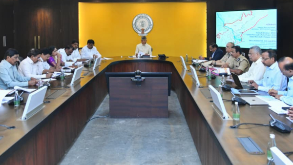 cm-chandrababu-comments-over-conducting-godavari-pushkaras-to-remind-us-kumbh-mela-by-central-govern cm-chandrababu-comments-over-conducting-godavari-pushkaras-to-remind-us-kumbh-mela-by-central-govern