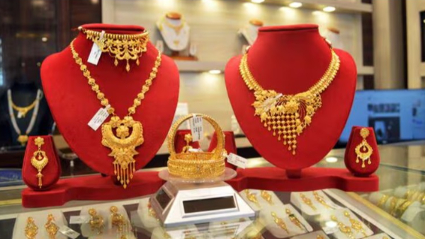 Gold Price in India Edge Higher 24K at Rs 15 949 per gram 22K at Rs 14 620 with global trends